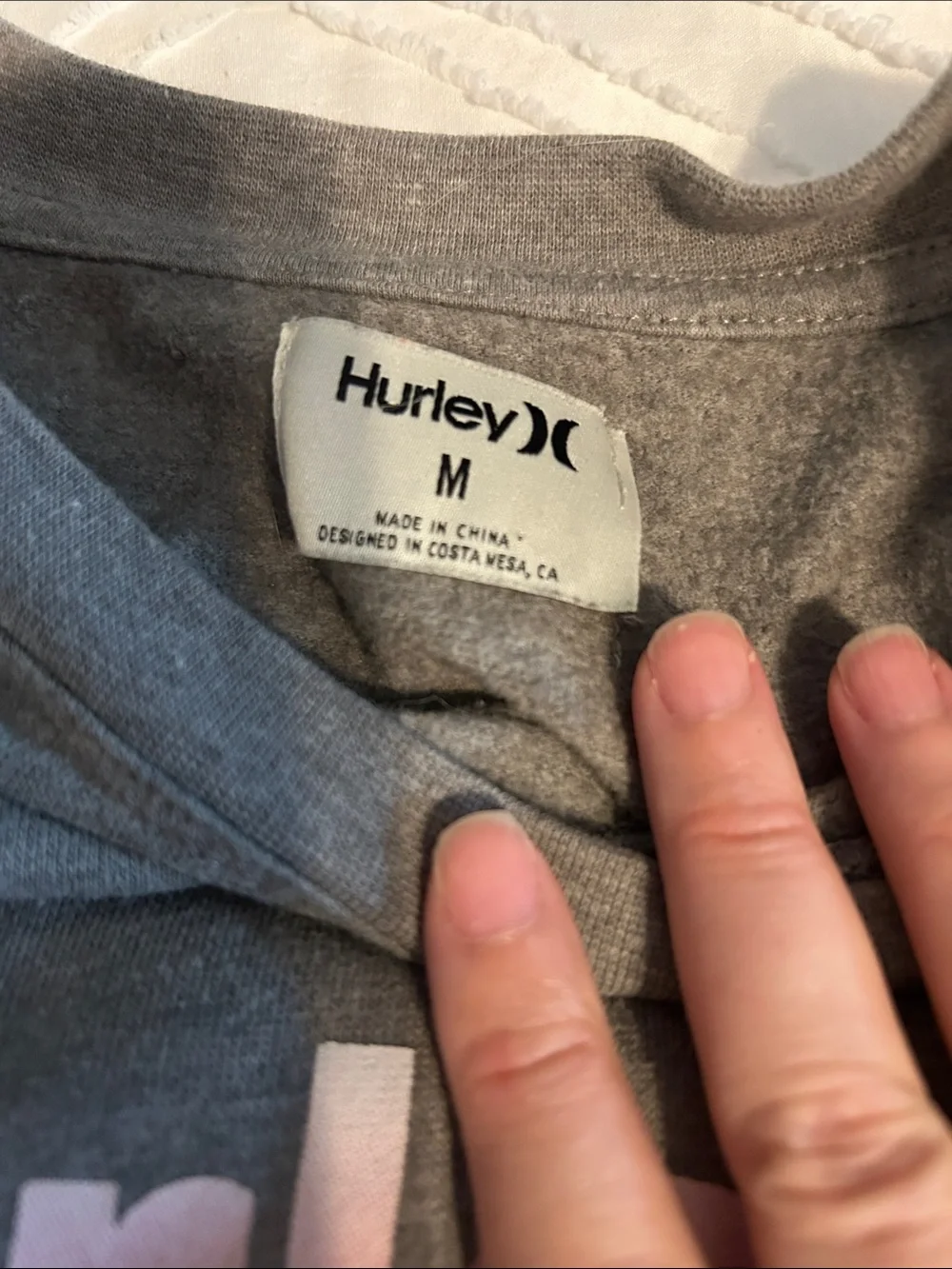 Hurley Womens Gray Jogger Set Sweatpants and Sweatshirt- Pink Logo - Picture 3 of 3